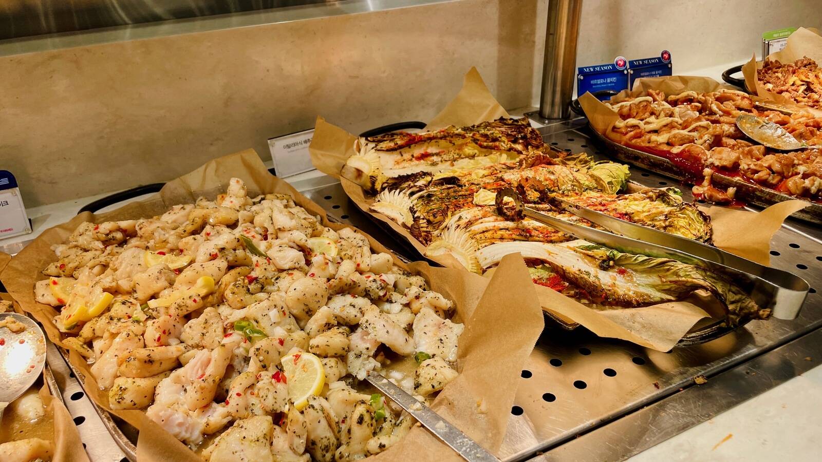 애슐리퀸즈 식사 후기 - 연어회와 소갈비찜이 없는 결혼식 뷔페